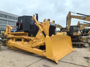 Used SHANTUI SD32 bulldozer